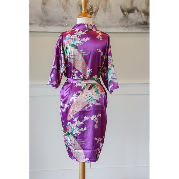 Chinese silk robe, Japanese floral print red short dressing robe, size Medium - Picture 2 of 9